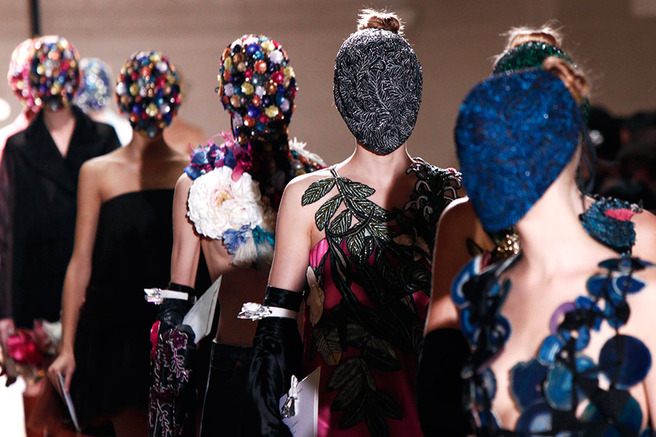 ������ ���